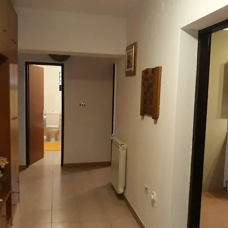 Nevia Apartment